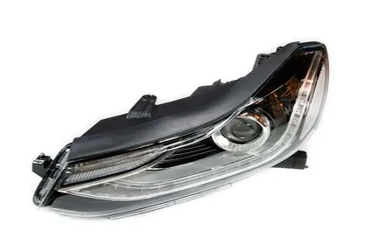 Farol Esquerdo Tracker Metroblog